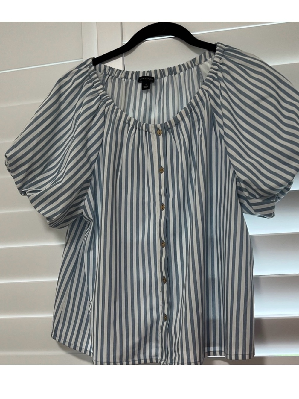 Ann Taylor Blue and White Striped Button-Front Puff Sleeve Top